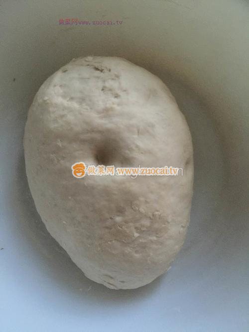 羊肉胡蘿卜包子的做法