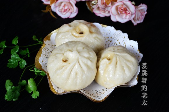 白蘿卜肉餡大包子