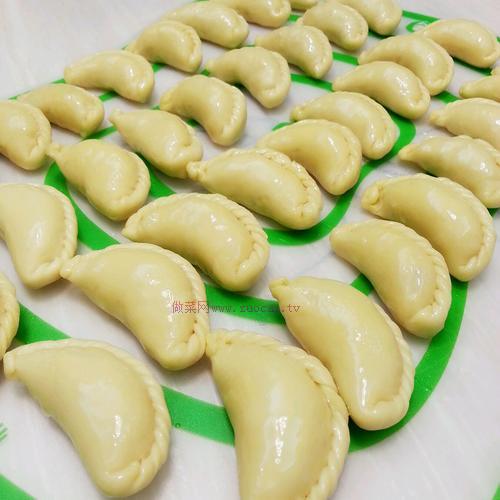 潮汕傳統(tǒng)小吃酥餃的做法