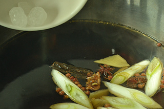 特色鹵雞腿的做法步驟：7