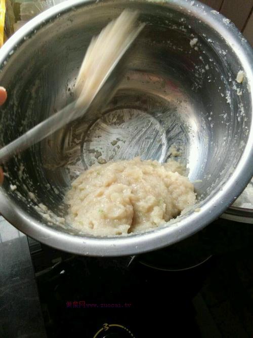 蓮藕雞肉丸子的做法
