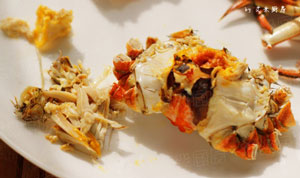 清蒸大閘蟹的吃法圖解，清蒸大閘蟹怎么做好吃