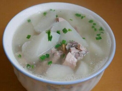 白蘿卜排骨湯