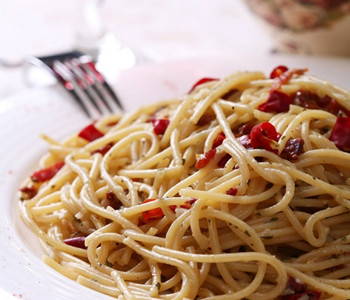 芝士意大利面的做法大全 芝士意大利面的營養(yǎng)價值 芝士意大利面的熱量高嗎