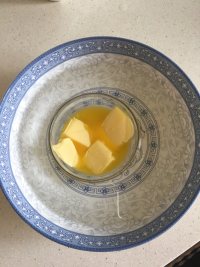 藍莓醬松餅的做法步驟2