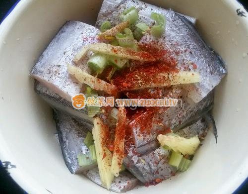 麻辣香酥帶魚(yú)的做法