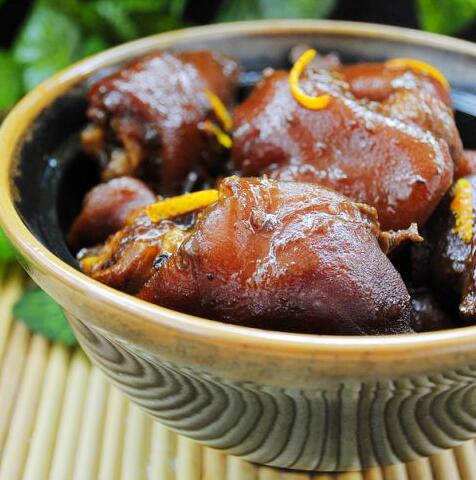 果香四溢的橙香醬豬蹄怎么做？