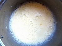 藍(lán)莓蔓越莓面包布丁步驟4