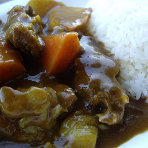 正宗咖喱飯的做法 咖喱飯的熱量 咖喱飯的營養(yǎng)價值