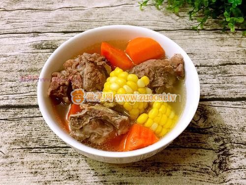 脊骨玉米胡蘿卜湯的做法