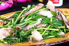 魷魚(yú)炒韭菜