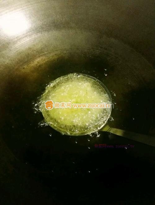 元?dú)忮伆偷淖龇?/ data-2nHd=