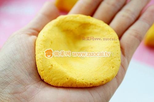 椰蓉南瓜豆沙餅的做法