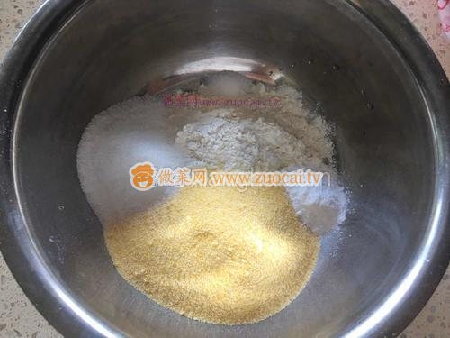 簡易玉米面包的做法