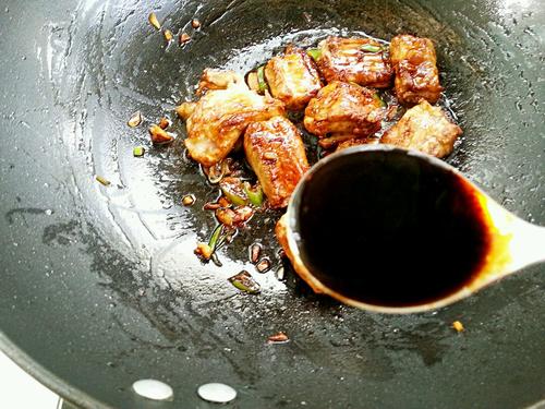 豆角土豆燉排骨的做法