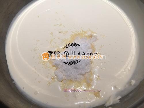 可可腳印蛋糕卷的做法