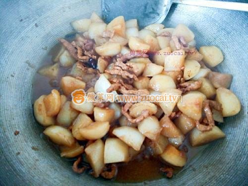 蘿卜燒肉的做法