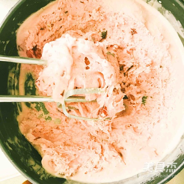 車?yán)遄樱烟遥┍苛艿淖龇?/ data-aOPK=