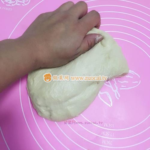 椰蓉面包的做法