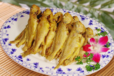 干炸黃花魚(yú)的做法