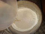 槐花肉餅的做法步驟6