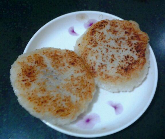 營(yíng)養(yǎng)美味的煎糯米團(tuán)