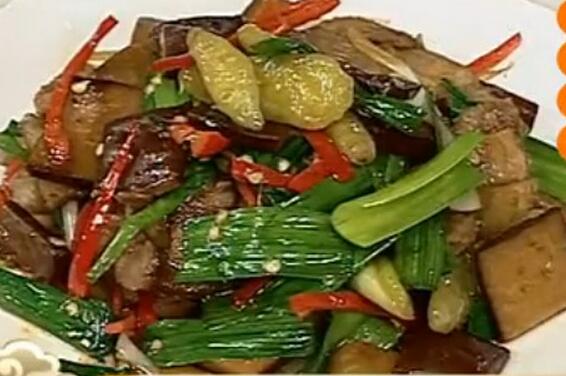 酸辣下飯的泡椒炒香干怎么做？