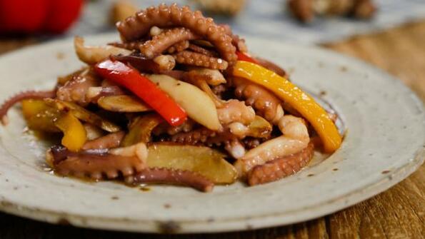 辛香濃郁的沙姜爆炒八爪魚怎么做？