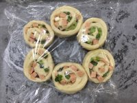 香蔥火腿沙拉面包的做法步驟16