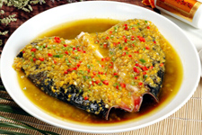 酸菜魚(yú)頭的做法