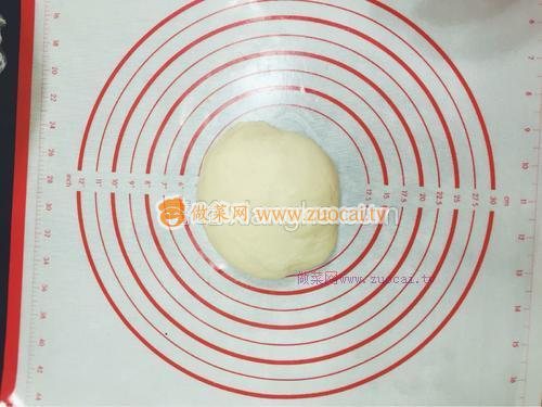 椰蓉面包的做法