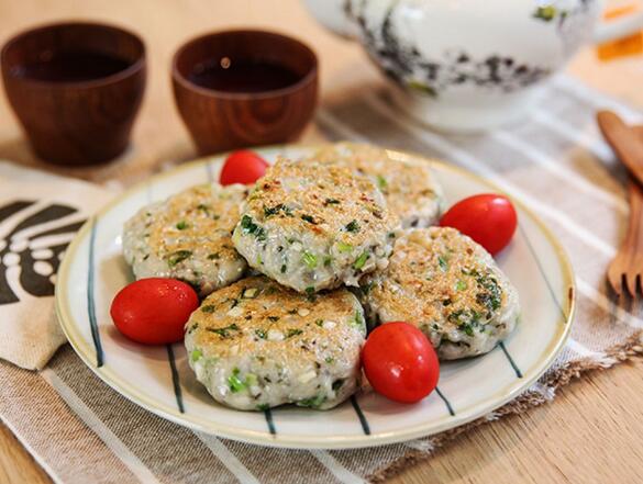 香脆馬蹄煎魚餅怎么做？