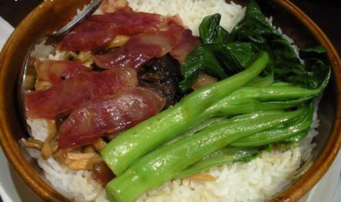 簡(jiǎn)單的臘味飯?jiān)趺醋觯?/ data-sMDj=