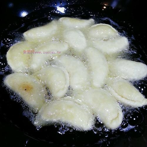 潮汕傳統(tǒng)小吃酥餃的做法