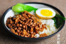 臺式鹵肉飯