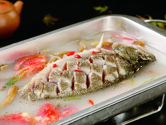 燉鱸魚(yú)的家常做法