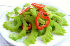 涼拌苦瓜的做法，涼拌苦瓜功效介紹