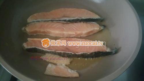 香煎三文魚(yú)的做法