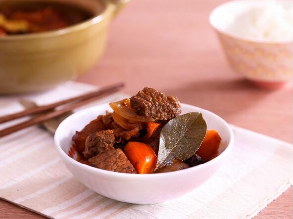 紅酒入菜之番茄紅酒牛筋腩煲怎么做？