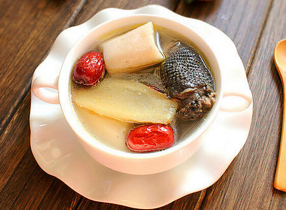 山藥烏雞湯怎么做？