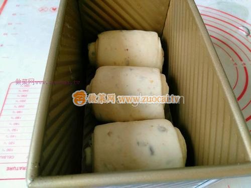 紅豆無(wú)油無(wú)糖全麥土司的做法