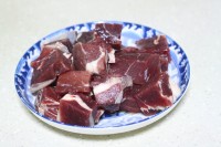 牛腩燉蘿卜的做法步驟2