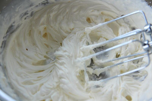 冰涼舒爽冰激凌新吃法比哈根斯達(dá)還好吃！的做法