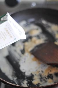 甜蝦蘆筍白醬意面#圣誕美味意餐#的做法步驟4