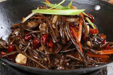 干鍋茶樹菇怎么做好吃