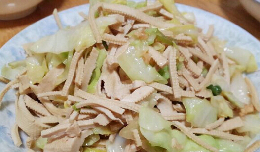 怎么做白菜豆腐絲？