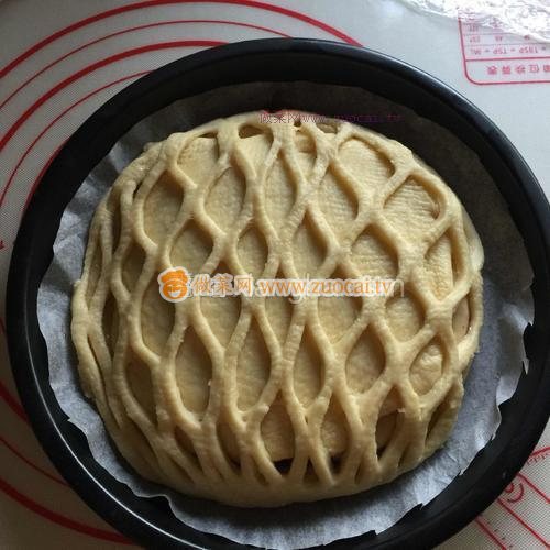 網(wǎng)紋夾心面包的做法