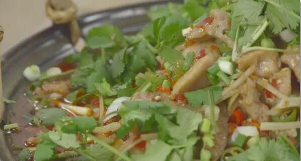 麻辣鮮香的自貢鮮鍋兔怎么做？