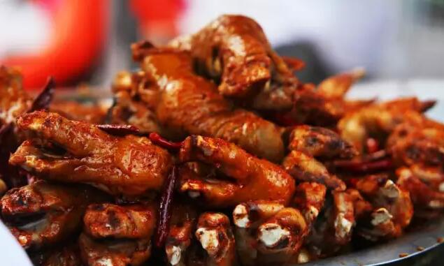 新疆美味——胡辣羊蹄怎么做？