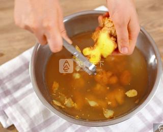 nuc原汁機(jī)食譜：生姜檸檬冰，夏日爽飲的做法步驟：1